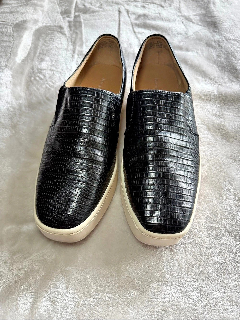 BareTrap Yannah Slip-On Sneakers, Women’s Size 8.5